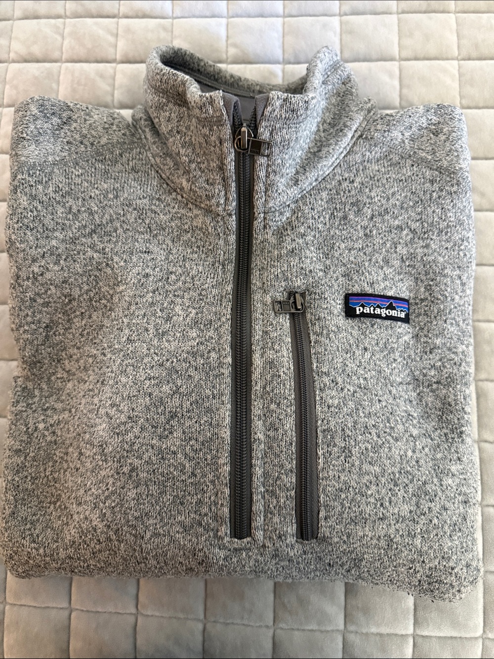 Patagonia Men’s Heather Gray Quarter-Zip Fleece Pullover